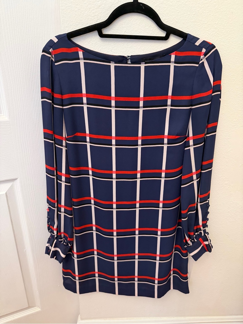 Banana Republic Navy Plaid Long-Sleeve Shift Dress with Red and White Windowpane